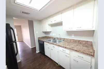 9814 Kiwi Lane, Conroe, TX 77385 - Photo 5