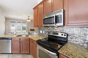 7014 Kendall Lake Ct, Richmond, TX 77407 - Photo 9