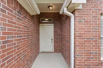 1004 Oak Glen Drive, Conroe, TX 77378 - Photo 5