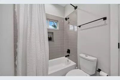 850 Elkhart Street #D/E, Houston, TX 77091 - Photo 11