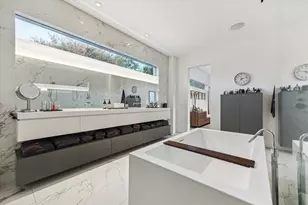 2169 University Blvd, Houston, TX 77030 - Photo 27