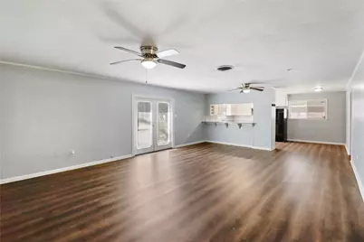 238 Sleepy Hollow Drive, Lake Jackson, TX 77566 - Photo 7