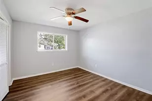 238 Sleepy Hollow Dr, Lake Jackson, TX 77566 - Photo 19