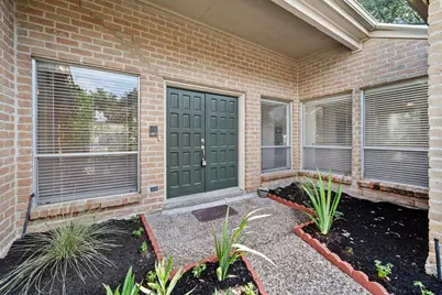 11306 Ella Lee Lane, Houston, TX 77077 - Photo 3