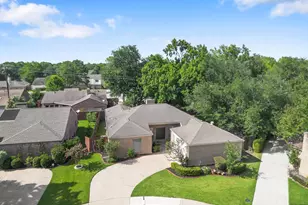 11306 Ella Lee Ln, Houston, TX 77077 - Photo 41