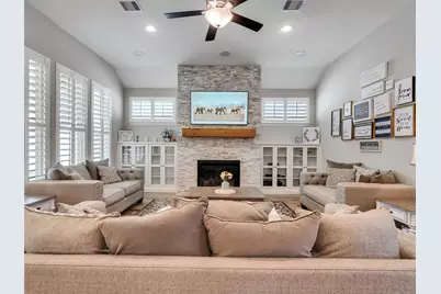 3403 Dover Valley Drive, Houston, TX 77059 - Photo 9