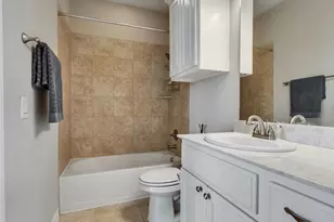 3403 Dover Valley Dr, Houston, TX 77059 - Photo 25