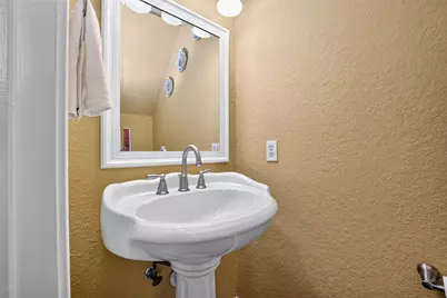 4506 Osage Drive, Baytown, TX 77521 - Photo 23