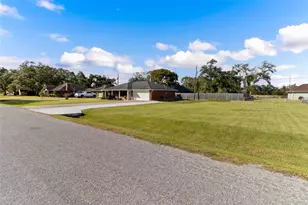 219 Red Oak Cir, Brazoria, TX 77422 - Photo 19