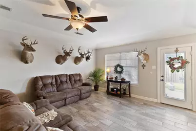 219 Red Oak Circle, Brazoria, TX 77422 - Photo 9