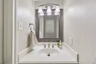 7719 Bideford Ln Ln, Houston, TX 77070 - Photo 17