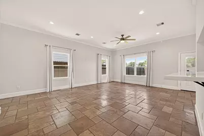 2211 Silverbonnet Street, Houston, TX 77055 - Photo 7
