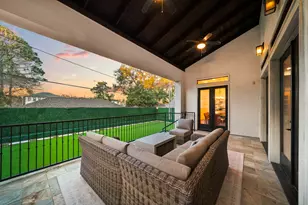 4704 Willow St, Bellaire, TX 77401 - Photo 3