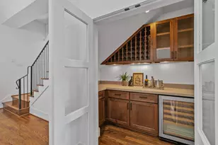 4704 Willow St, Bellaire, TX 77401 - Photo 9