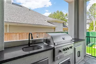 4704 Willow St, Bellaire, TX 77401 - Photo 45