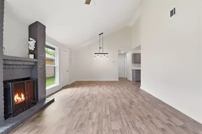 13747 Vickston Lane, Houston, TX 77014 - Photo 9