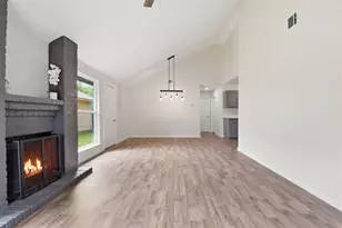 13747 Vickston Ln, Houston, TX 77014 - Photo 9