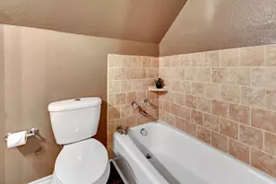 1203 S 2nd St, Ganado, TX 77962 - Photo 37