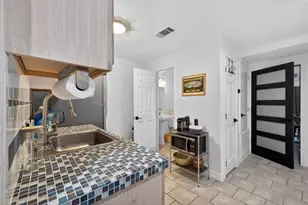 2219 Sealy St, Galveston, TX 77550 - Photo 21