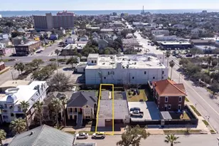 2219 Sealy St, Galveston, TX 77550 - Photo 37