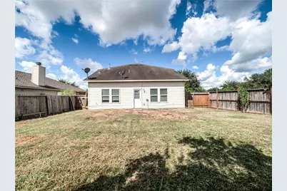 7831 Crescent Village Lane, Richmond, TX 77407 - Photo 25