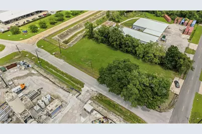 9400 Randolph Street, Houston, TX 77061 - Photo 7