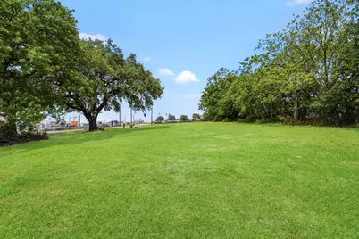 9400 Randolph Street, Houston, TX 77061 - Photo 1