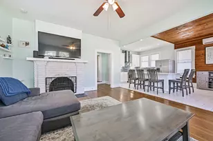 3519 Ave R 1/2, Galveston, TX 77550 - Photo 7