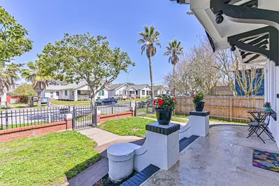 3519 Avenue R 1/2, Galveston, TX 77550 - Photo 5