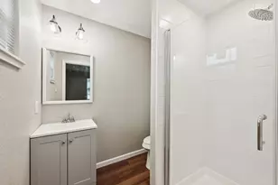 317 Redwood St, Lake Jackson, TX 77566 - Photo 21