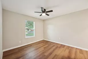 317 Redwood St, Lake Jackson, TX 77566 - Photo 19