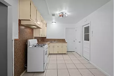 3721 Avalon Ave, Port Arthur, TX 77642 - Photo 9