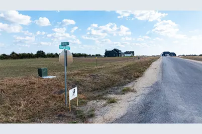 103 Country View Lane, Schulenburg, TX 78956 - Photo 9