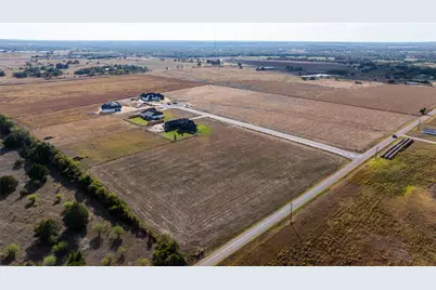 103 Country View Lane, Schulenburg, TX 78956 - Photo 5