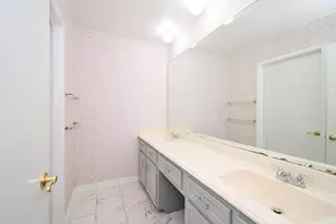 8615 Belle Park Dr, Houston, TX 77099 - Photo 29