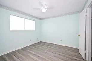 8615 Belle Park Dr, Houston, TX 77099 - Photo 35
