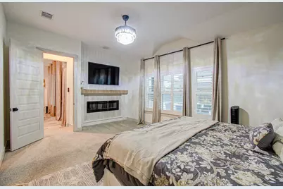 125 Dorado Drive, Friendswood, TX 77546 - Photo 23
