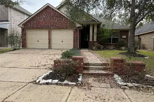 18419 S Raven Shore Dr, Cypress, TX 77433 - Photo 1