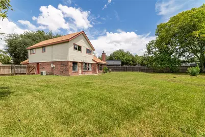 1203 Whispering Pine Drive, Missouri City, TX 77489 - Photo 7