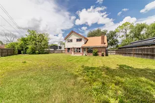 1203 Whispering Pine Dr, Missouri City, TX 77489 - Photo 5