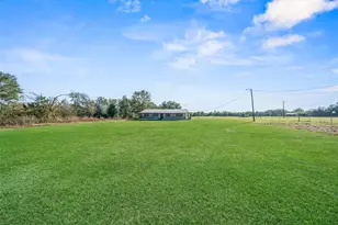 14968 Fm 1696 Rd, Bedias, TX 77831 - Photo 3