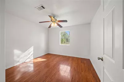 14968 Fm 1696 Road, Bedias, TX 77831 - Photo 17