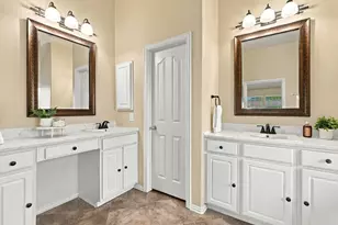 2929 Meridian Bay Ln, Dickinson, TX 77539 - Photo 25