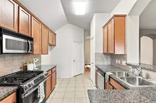 2929 Meridian Bay Ln, Dickinson, TX 77539 - Photo 19