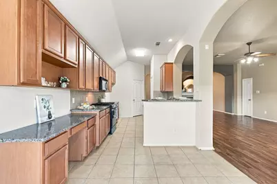 2929 Meridian Bay Lane, Dickinson, TX 77539 - Photo 17