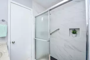 11414 Chariot Dr, Stafford, TX 77477 - Photo 11