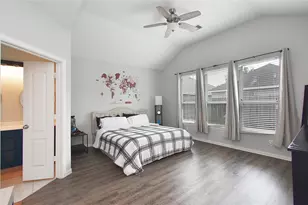 9919 Silver Terrace Dr, Rosharon, TX 77583 - Photo 13