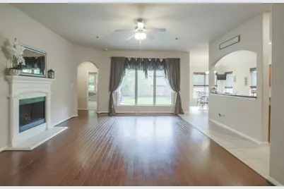 111 Pheasant Run Drive, Conroe, TX 77384 - Photo 11