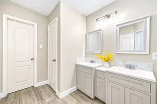 7331 Liberty Tree Ln, Houston, TX 77049 - Photo 29