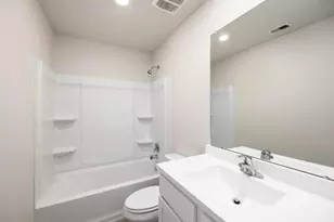 8007 Burnt Orchid, Houston, TX 77016 - Photo 9